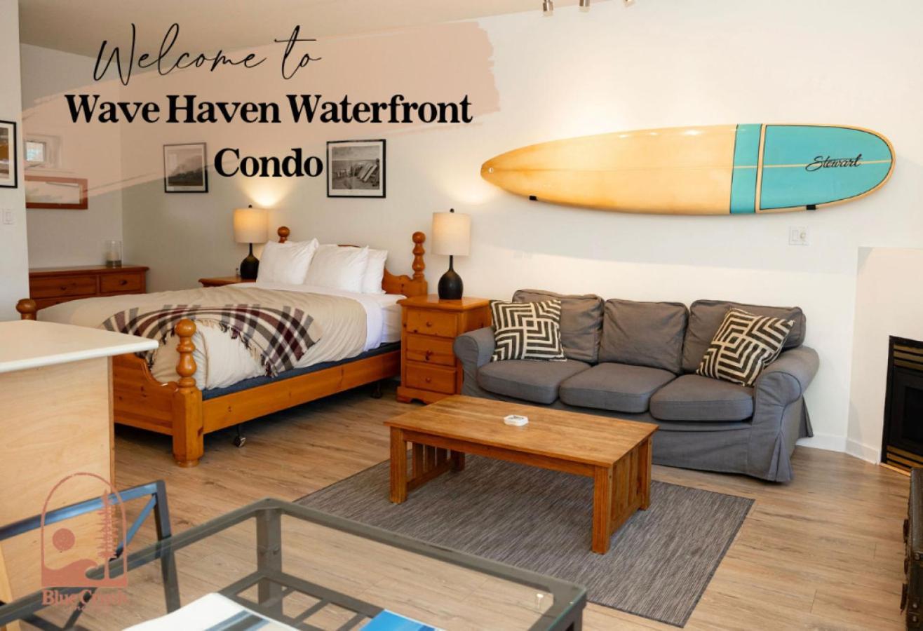 Wave Haven Waterfront Condo Hotel Tofino Exteriör bild